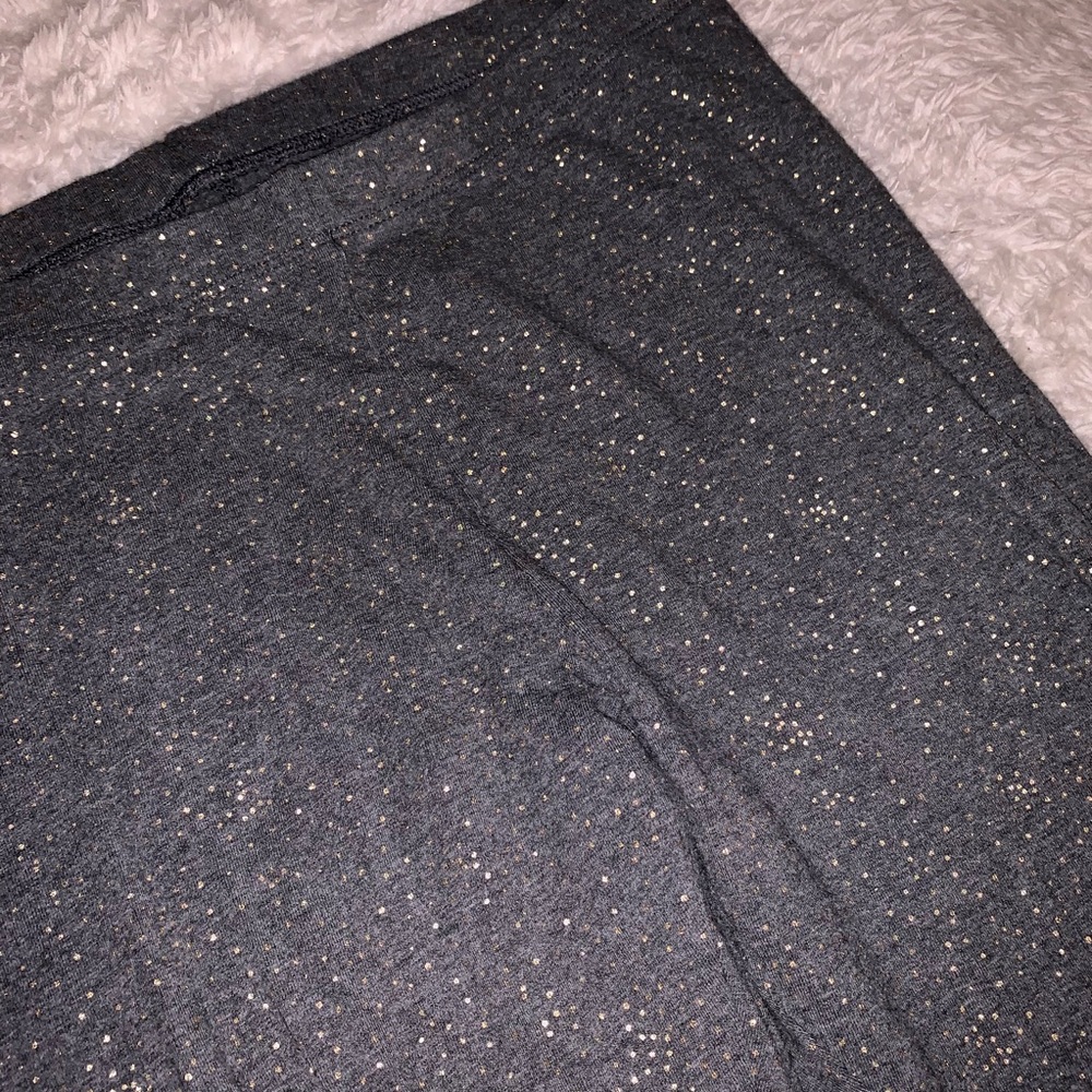 Cat & Jack Grey with Gold dot leggings